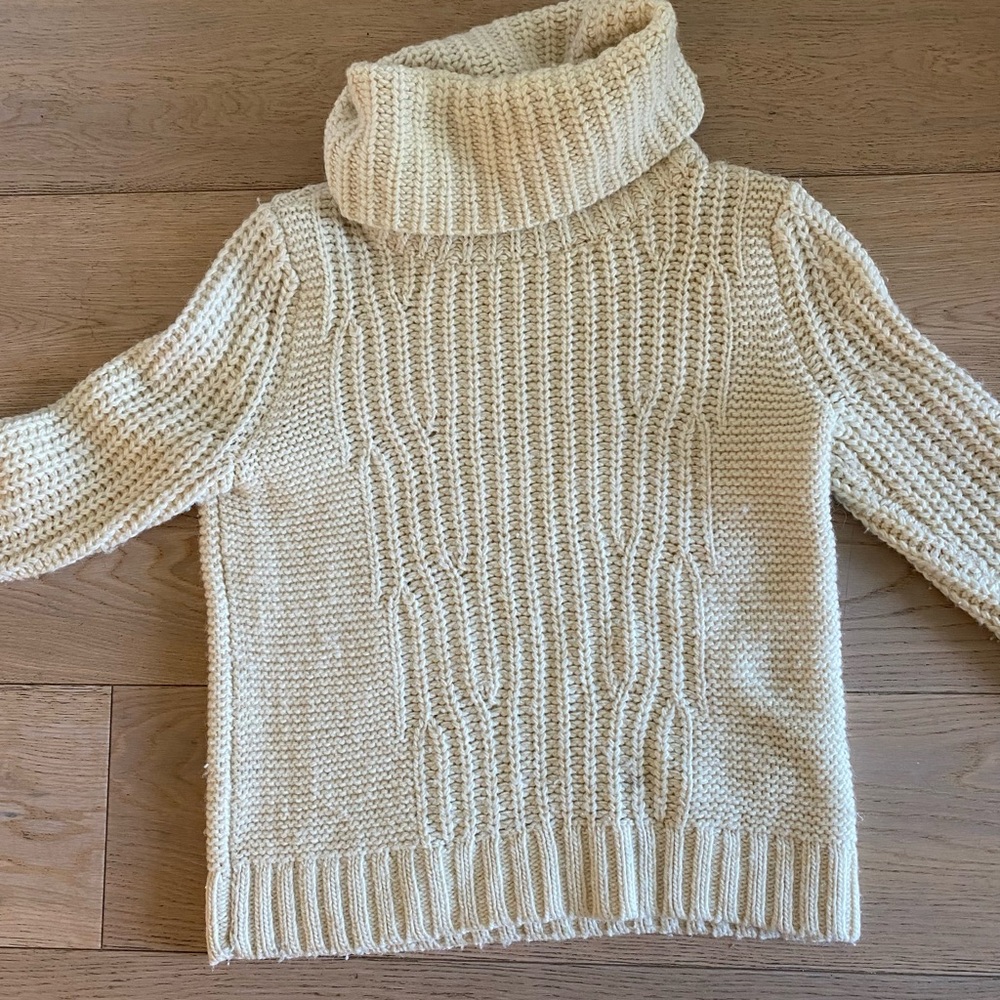 Cream turtleneck sweater - great quality